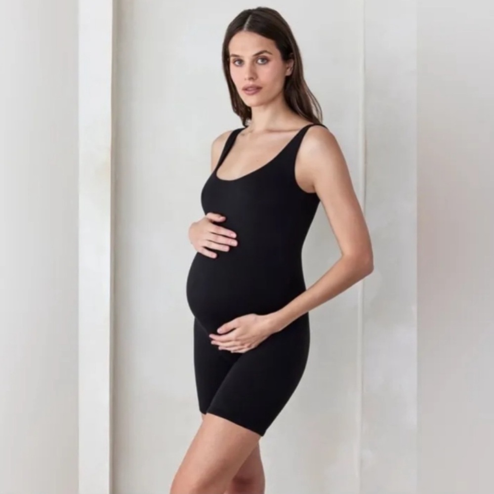 Seamless Black Maternity Shapewear Bodysuit